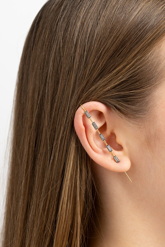 Diamond Baguettes Ear Pin 18K Gold